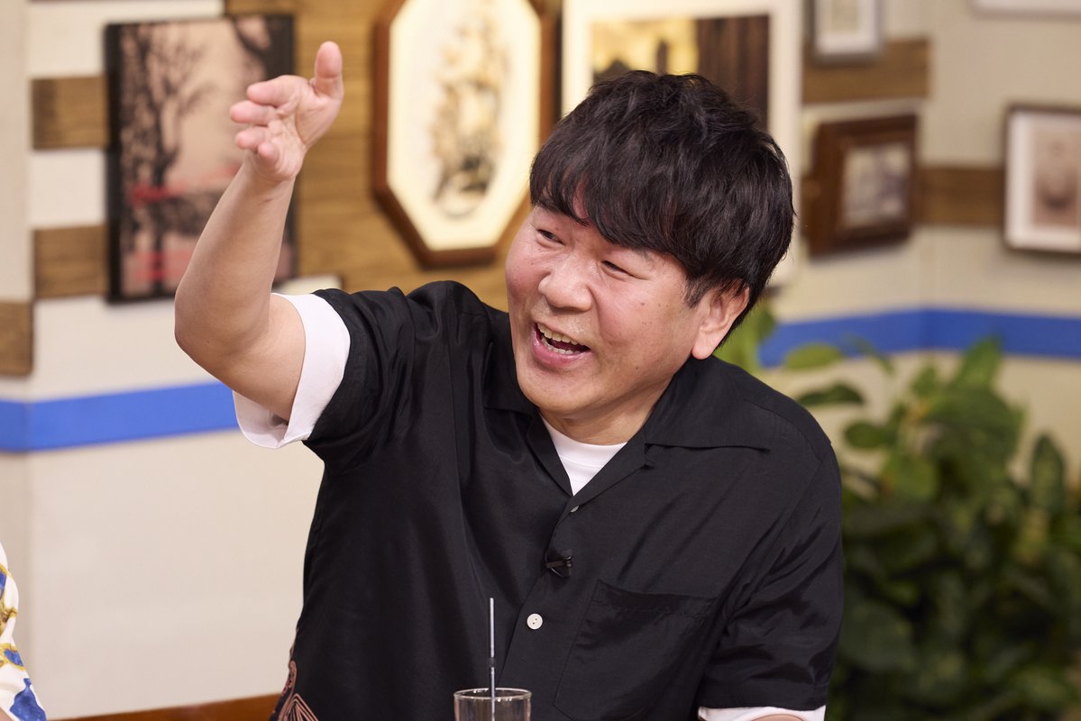 yodan_kmitchi's tweet photo. #これ余談なんですけど
本日もご視聴ありがとうございました！！
見逃した方は…こちらからどうぞ！
https://t.co/D3fA2Nkqmz

#かまいたち ＃吉村崇（#平成ノブシコブシ）
#村上（#マヂカルラブリー）#はる（#エルフ）　
#お見送り芸人しんいち　#藤本敏史（#FUJIWARA）
#浦野秀太(#OWV) https://t.co/IpDIeECs7C
