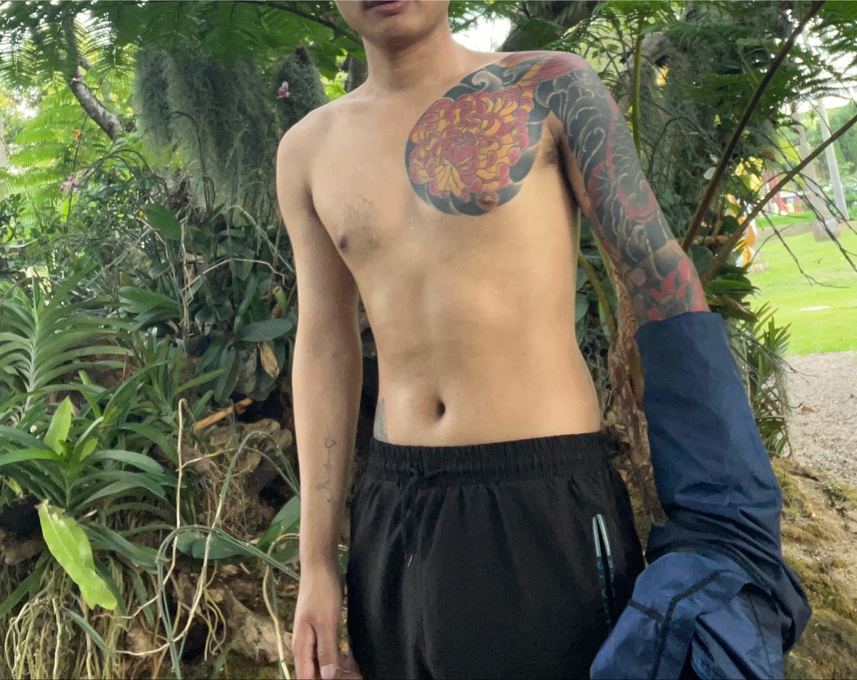 TonTonrymb's tweet photo. ว่างครับ https://t.co/THPVuWddVE