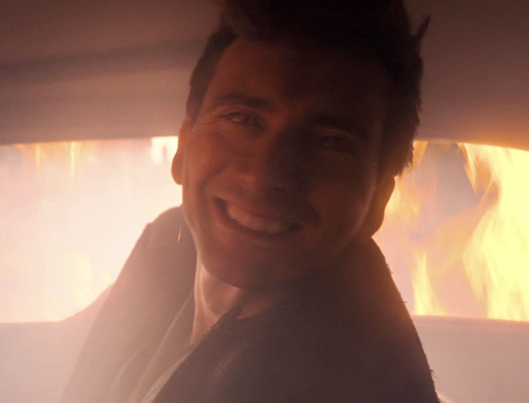 fabledfool's tweet photo. So happy to be on fire. https://t.co/yHzeRuHlZR