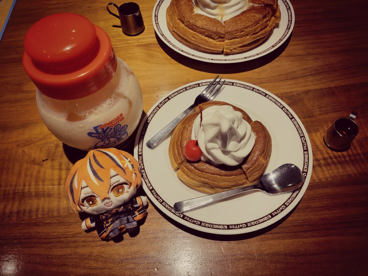 Tetris2417's tweet photo. うるみやさんと食べるご飯がいちばんおいしいんだ ꒰ᐡ ＞⩊＜ ꒱⊃🧡︎︎◝✩
#お届けうるみゃー 𝜗𝜚 ⸝⸝꙳ https://t.co/KudbqSvN2D