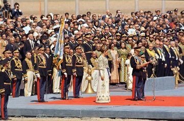 BhFak46419's tweet photo. واسشون جشن 2500ساله آورد
ولی اونا زندگی سگی میخواستن...

#مُفتخوری_عربعین https://t.co/FajJ6YM77n