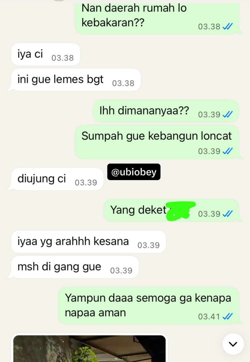 ubiobey's tweet photo. Dini hari jam  3 pagi  kebangun loncat dari kasur terus langsung keluar rumah karena dengar suara banyak mobil pemadam kebakaran lewat  rumah, ternyata lokasi kebakaran  cuma beda 4 gang dari rumahku.

Yang bikin makin cemas, itu masih satu lokasi  sama sahabatku yang lagi hamil tua Alhamdulillahnya masih diberi keselamatan dan aman 🥹