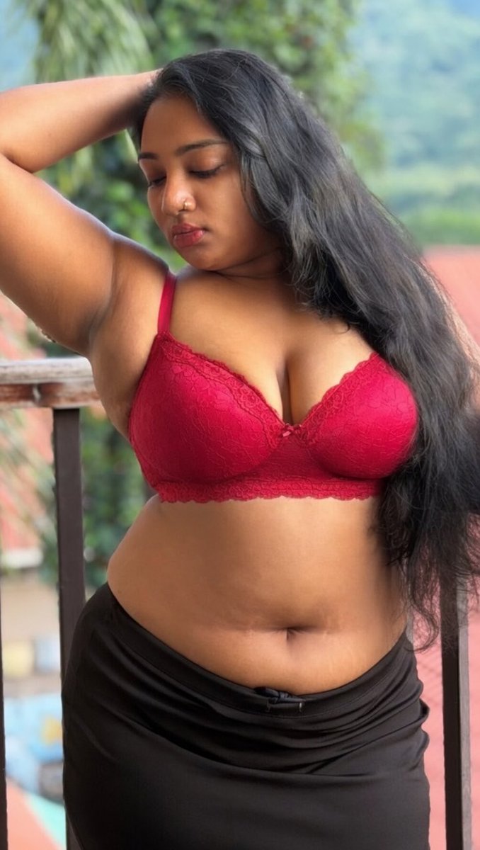 wildvij's tweet photo. Surya Prabha
Mallu exclusive morning 🤤 https://t.co/VYcMp5qUit