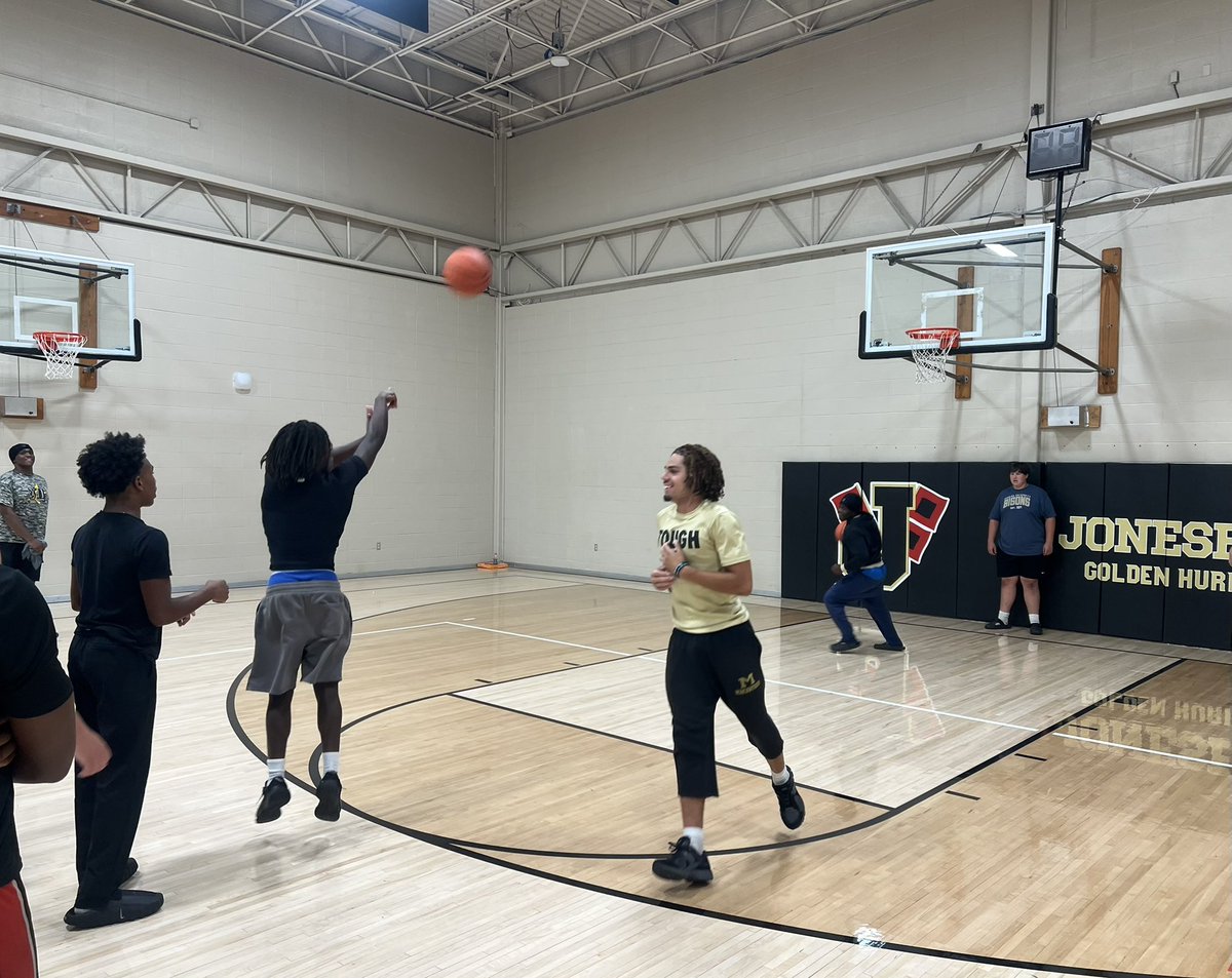 JHSHurricaneFB's tweet photo. Low quality pics, but a high quality time at our lock-in!
Our kids look forward to this event every year before we kickoff fall camp.
Football season is here!
#TOUGH #EPED #GetSomeSleep https://t.co/uT7RAEpVKb