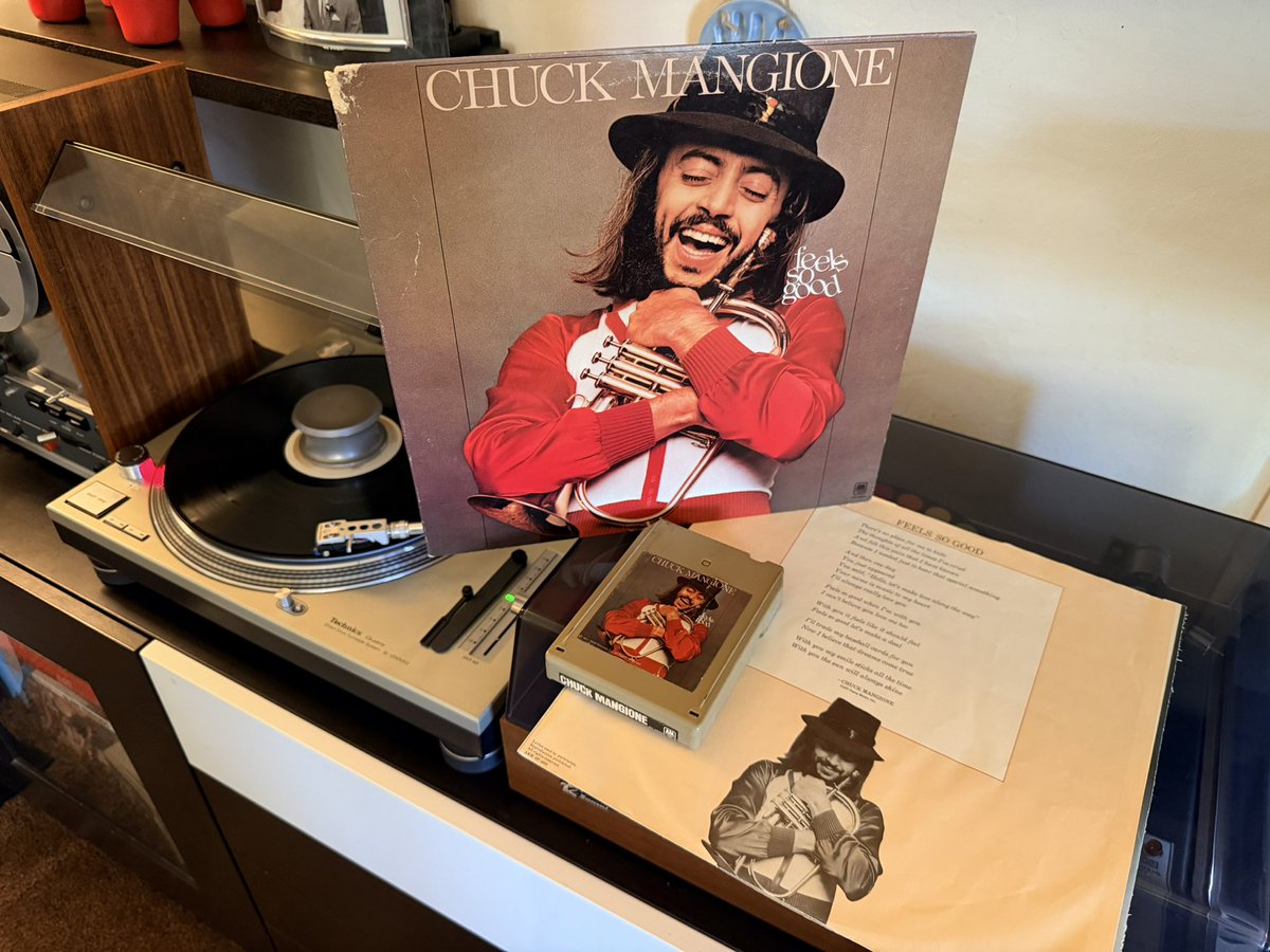 MrSaratoga's tweet photo. 85F, and won’t be under 80 until after 8PM. Solid groove and a classic from 1978, another from the Reno haul:
Chuck Mangione
“Feels So Good”
A&M - SP-4658 (R 133679)
RCA Music Service Club edition
Produced by Chuck Mangione
#nowplaying #recordcollecting #vinylcollecting https://t.co/7OqN4fbeaP