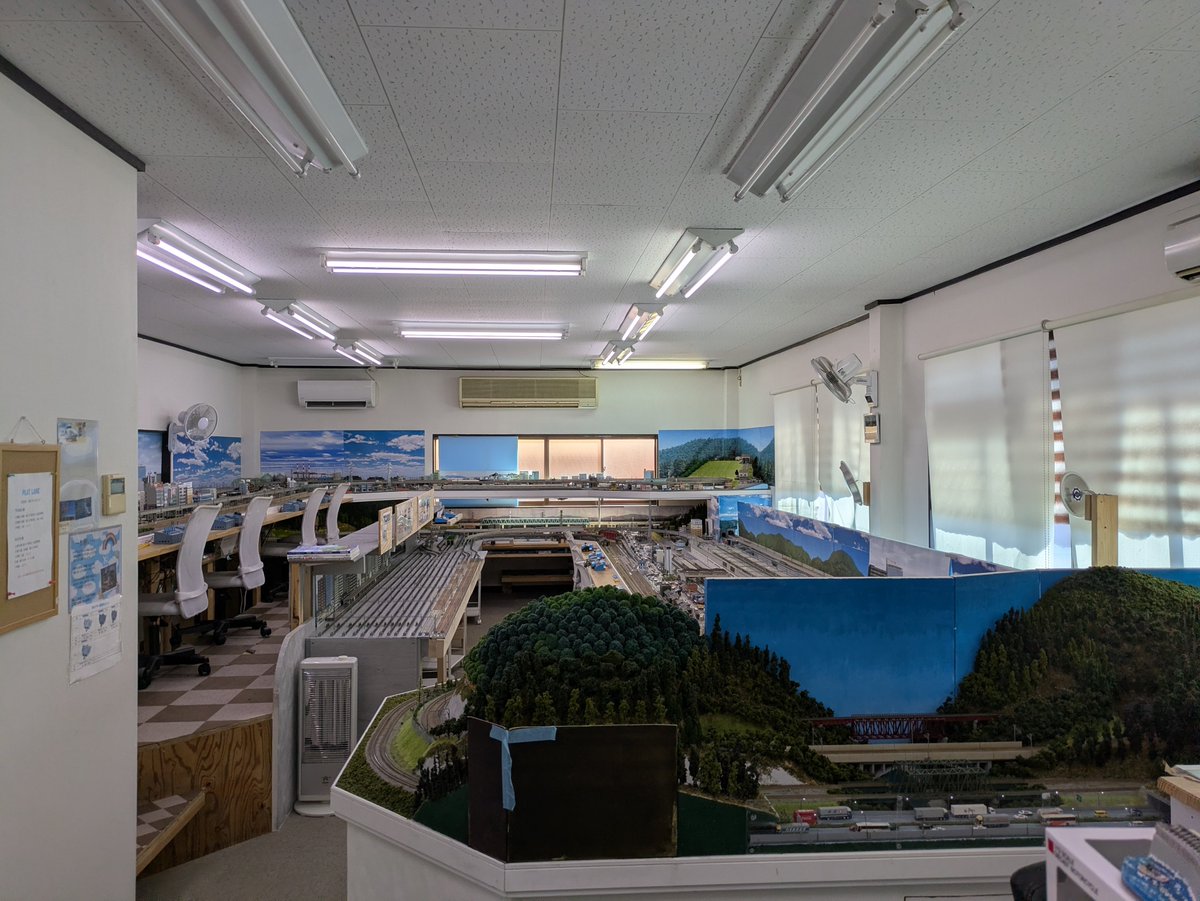 PLATLANETsuboi's tweet photo. 続き。店舗移転をする予定で水面下で
準備中です。正直、お金も無いので
クランウドファンディングも使って
お願いすると思いますので、宜しくお願いします。　引っ越し先は　まだ契約していないのですが、17日に物件を見に行きます。野田市内　駅前　徒歩3分、
（続く） https://t.co/1PX4UdQ0aG