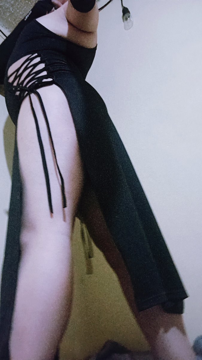 Harlequin_08's tweet photo. 🎭🃏un poco tarde pero el show de la semana empieza tome nuevas fotos y serán muy buenas 🃏🎭
#Femboy #trapito #cutefemboy #Twink #trapo #nsfwtwt #femboytrap #bi #CDMX https://t.co/9DCnfttVhC