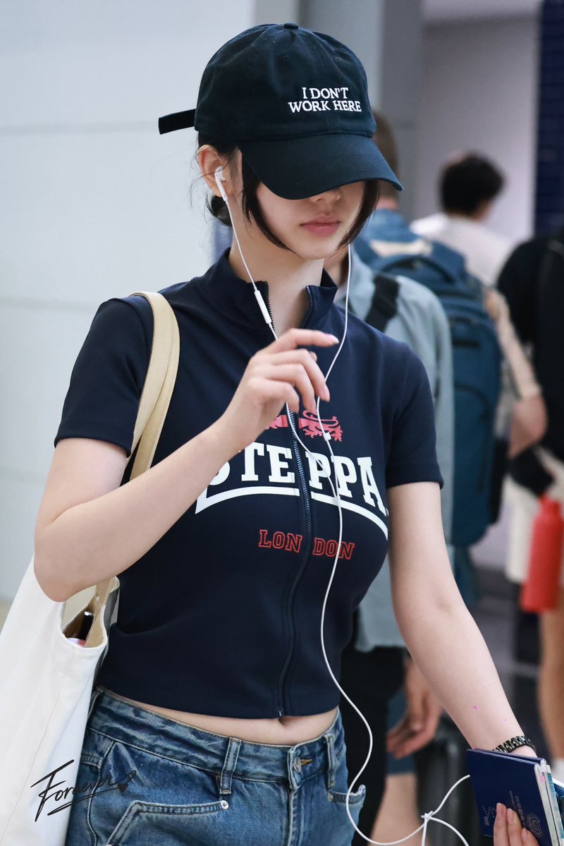 Foraever_411's tweet photo. 260803

#aespa #에스파 
#Karina #카리나 https://t.co/REsVNMUvH8
