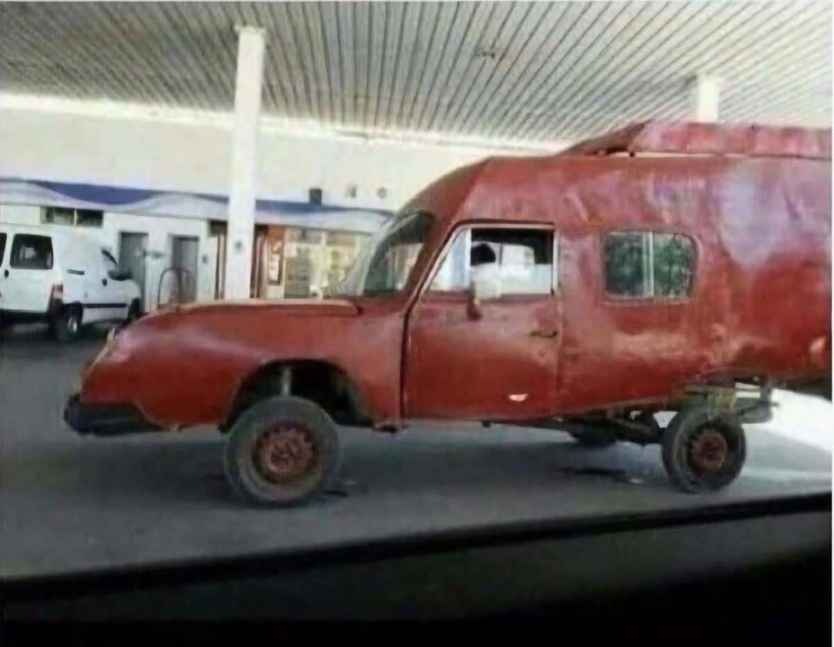 TrevorL415's tweet photo. Whoa 😮, The car I drew in kindergarten pulled up 🤯 https://t.co/zDMUSCT4GV