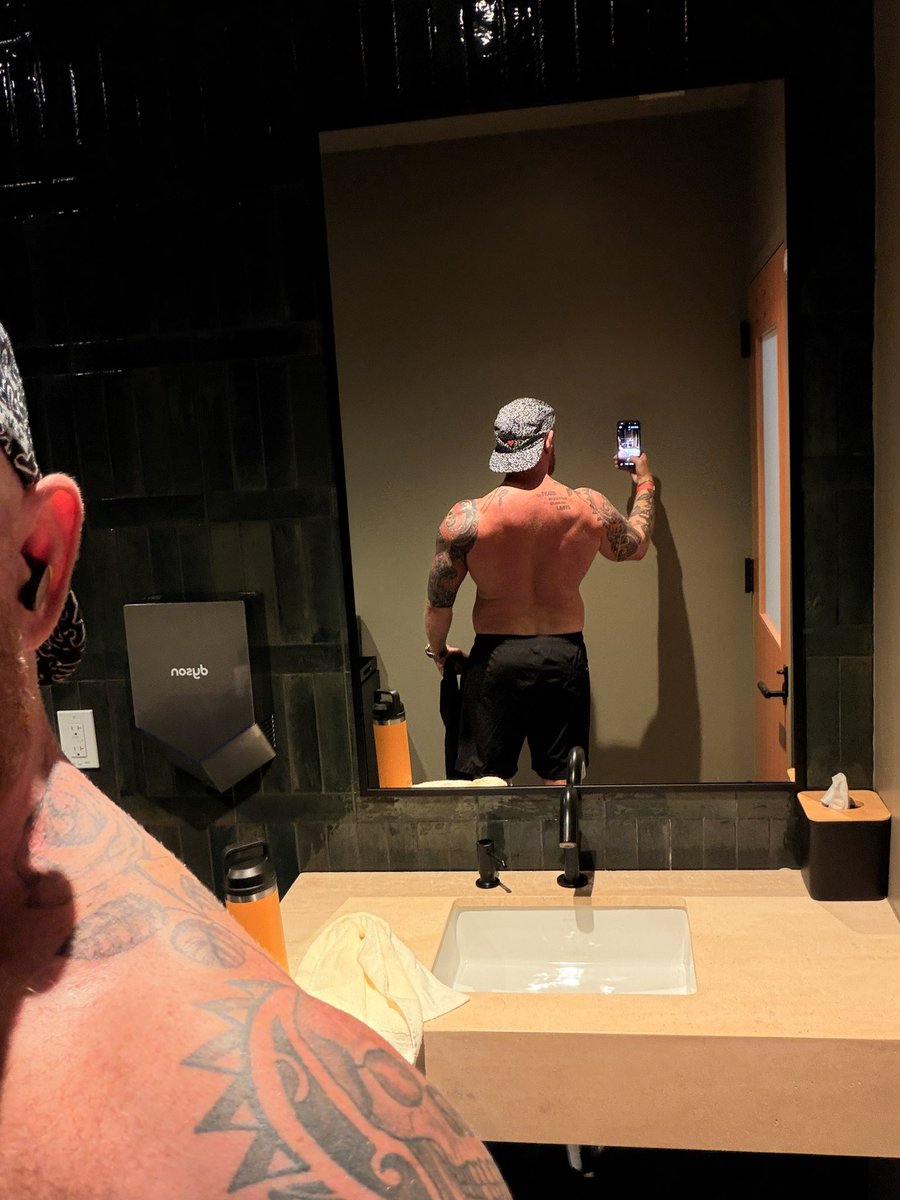injoelsshoes's tweet photo. Back day https://t.co/Fdfx8xqN2j