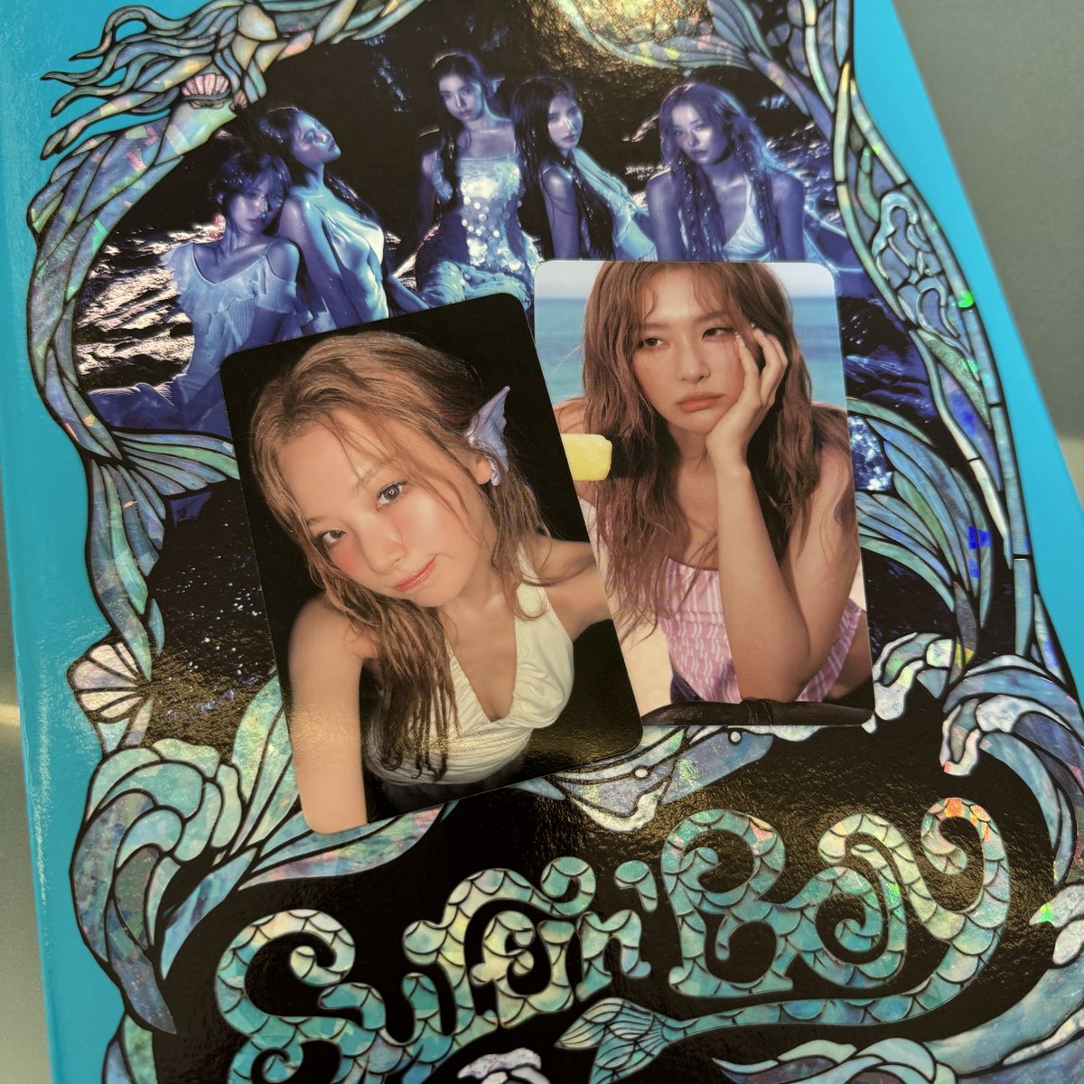 sleugg's tweet photo. AAAAAAA another lucky pulls today 😭💛😭💛😭 i got seulgi pc from the high tide album and hottracks pob!! https://t.co/xYzOhG5EJ5