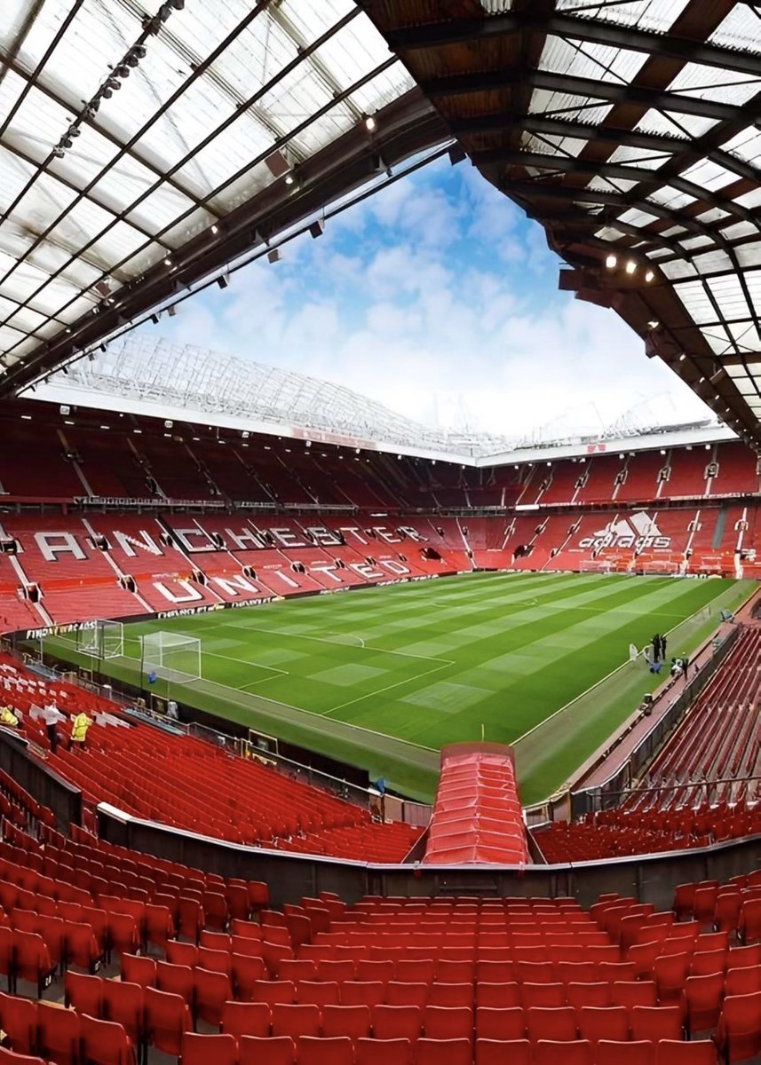 PolymarketSport's tweet photo. 🚨FACT: Manchester United have a net spend of approximately £40M this transfer window https://t.co/aLKHuHTzaJ