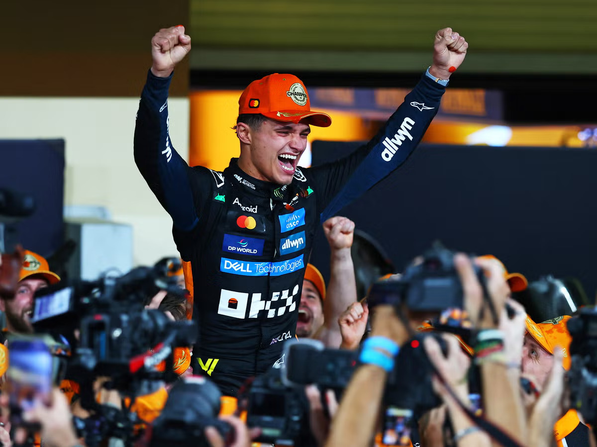 F1GuyDan's tweet photo. 🚨 Lando Norris is undefeated in qualifying H2H vs. teammates

🟢 2019: 11-10 vs Sainz
🟢 2020: 9-8 vs Sainz
🟢 2021: 15-7 vs Ricciardo
🟢 2022: 20-2 vs Ricciardo
🟢 2023: 15-7 vs Piastri
🟢 2024: 20-4 vs Piastri
🟢 2025: 13-11 vs Piastri
🟢 2026: 7-4 vs Piastri
🟢 Total: 110-53 https://t.co/Eu8DOFbO9r