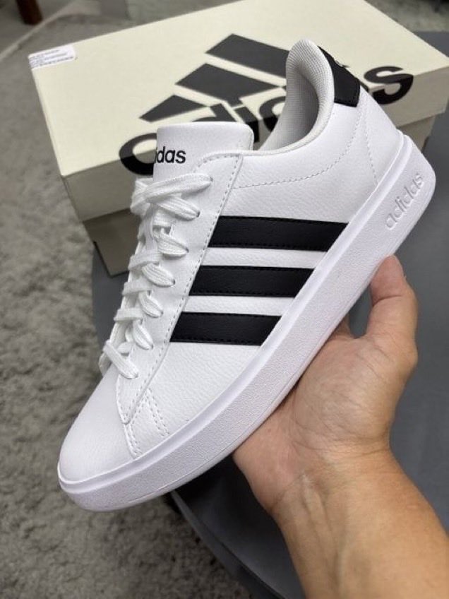 ofcgarimpo's tweet photo. PISANTE DAS TRÊS LISTRAS 

Tênis Masculino Grand Court 3.0 Adidas

De: R$399 | Por: R$269 até 3x 

Achado no mercado livre
https://t.co/lz4TuuXhJn https://t.co/Q0QQKy7qgd