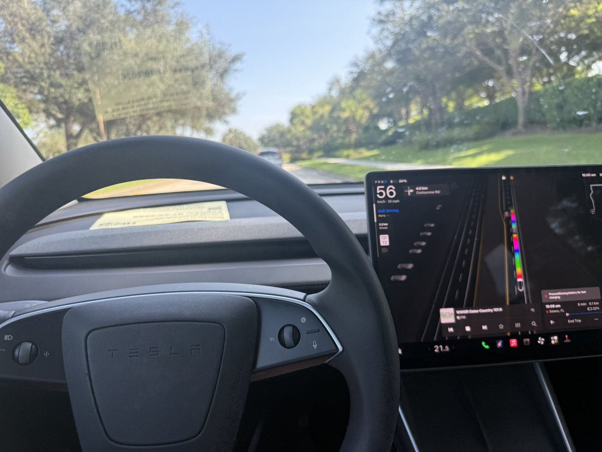 gzoroza's tweet photo. @renapiermarini Vengo de usar un model y 2 semanas con el último fsd, no toque el volante en dos semanas, no saben la que se viene https://t.co/kyvBDbHqmQ