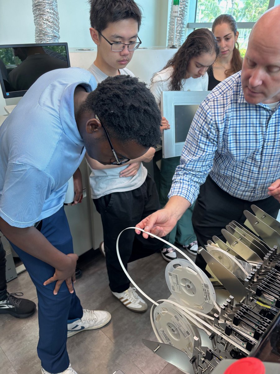 SmartFAU's tweet photo. From the streets of West Palm Beach to the labs of Boca Raton.

This week, our My Streetscape Summer Research Institute students toured I-SENSE and @fauengineering  research labs and maker spaces, seeing firsthand how ideas become real-world technologies. The visit gave them a broader look at engineering, research and the many paths STEM can take.

📸: