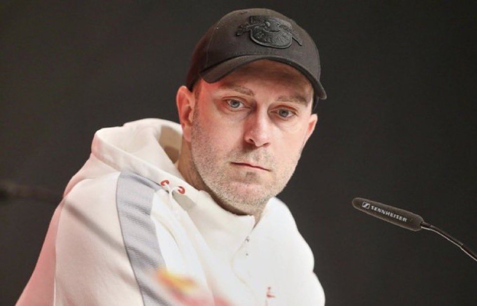 yyt3i_'s tweet photo. من هو المدرب الألماني الشاب أوليه فيرنر (Ole Werner)؟ 🇩🇪⚽️

عمره 38 سنة بس ، ومع ذلك يُصنف من أفضل العقول التدريبية الشابة في ألمانيا حاليًا! رحلة ملهمة من أندية الهواة لين وصل للدرجة الممتازة.. ثريد تحليلي سريع عن أرقامه وأسلوبه 👇 https://t.co/BJs5IyrgNa
