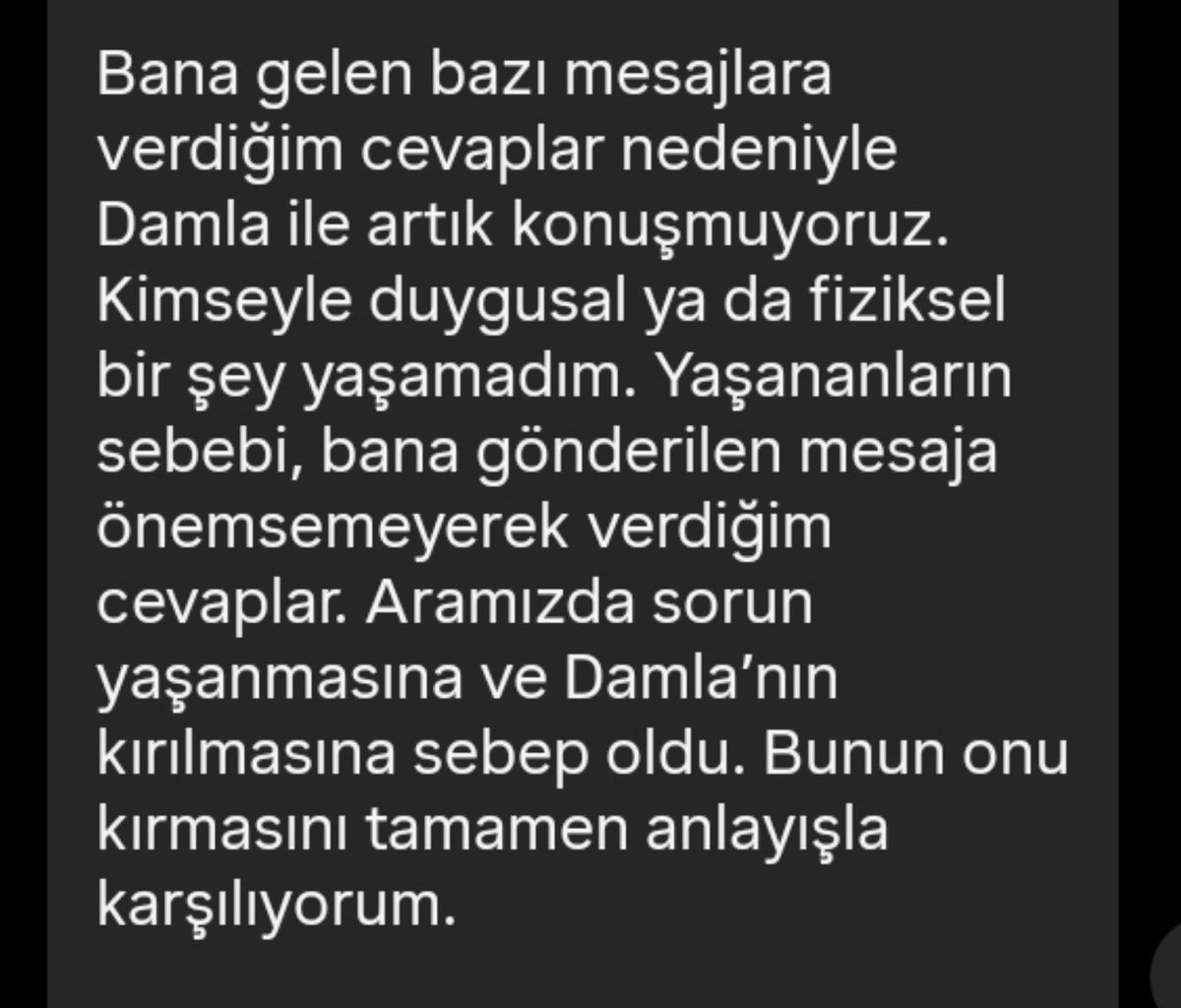 advami3l's tweet photo. bu cocuk aldatmanın tanımını bilmiyor olabilir mi aq sag ol duygusal bir sey yasamadıgın icin kral😂😂 https://t.co/X8j36UYH2z
