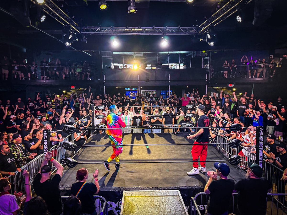 f1rstwrestling's tweet photo. WHAT. A. WEEK.

Thank you for showing up &amp; showing out, and making @f1rstwrestling a part of your weekend. ❤️

Thank you to the F1RST Wrestling talent &amp; crew for giving 1000% all year long. ❤️‍🔥

Special thanks to our amazing hosts @UptownVFW, @mallofamerica, &amp; @FirstAvenue! 🙌🏻 https://t.co/jSqNmLBRZb