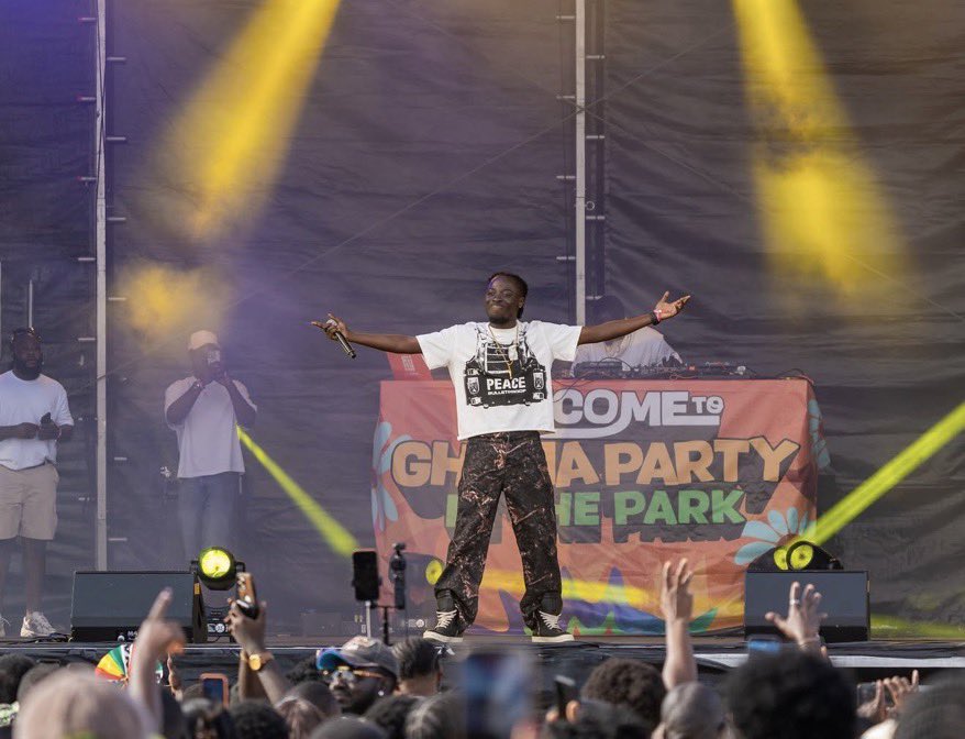 JoeMille7048's tweet photo. @Bigg_paradise is proof that consistency pays. He kept pushing, built his own lane, and never stopped believing in himself. Respect to the grind. 👏🇬🇭 🔥 https://t.co/vQQ8im69rQ