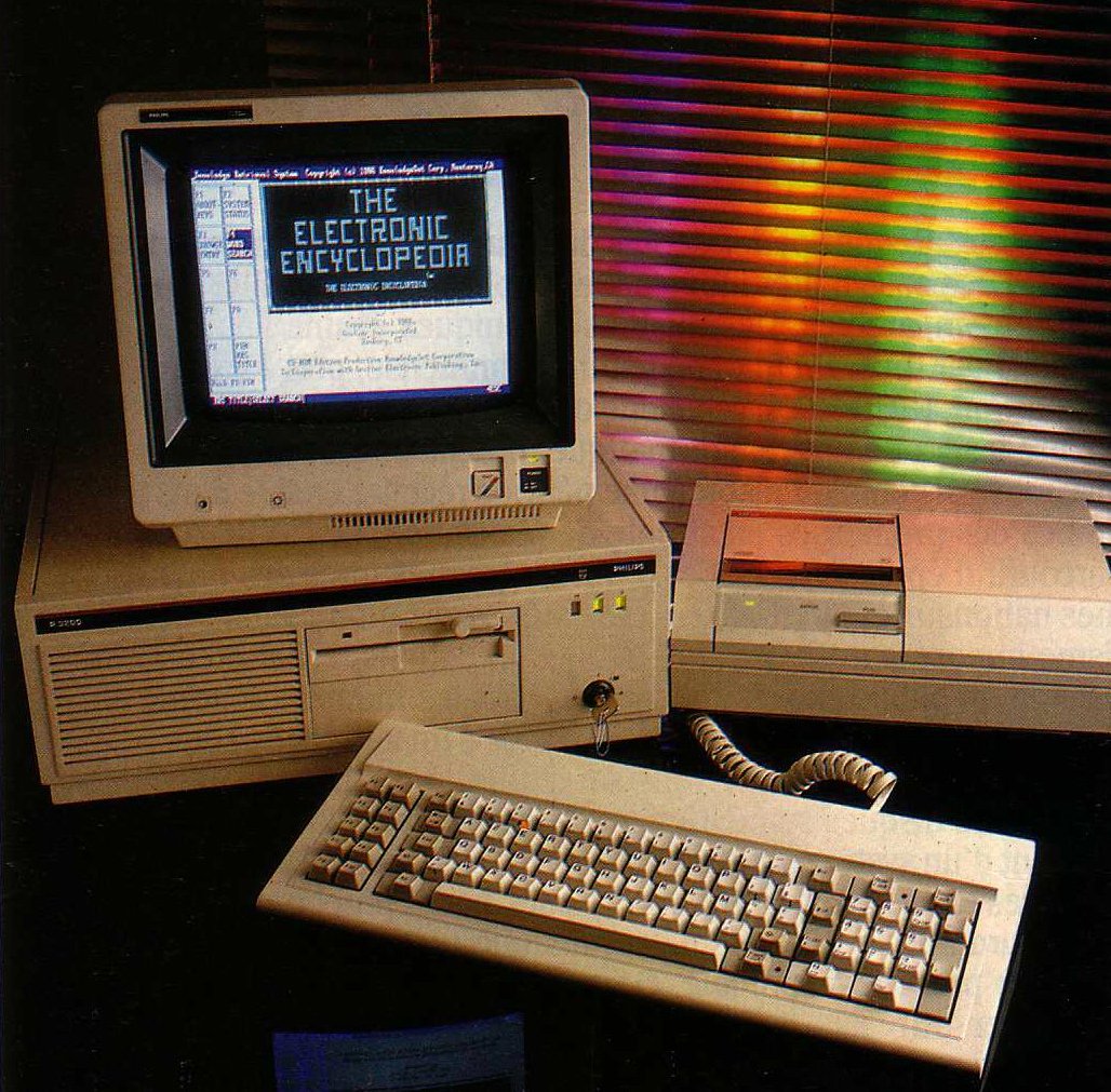 sovietsoleri's tweet photo. Philips P32 series, 1985. https://t.co/wD7oIR01G1