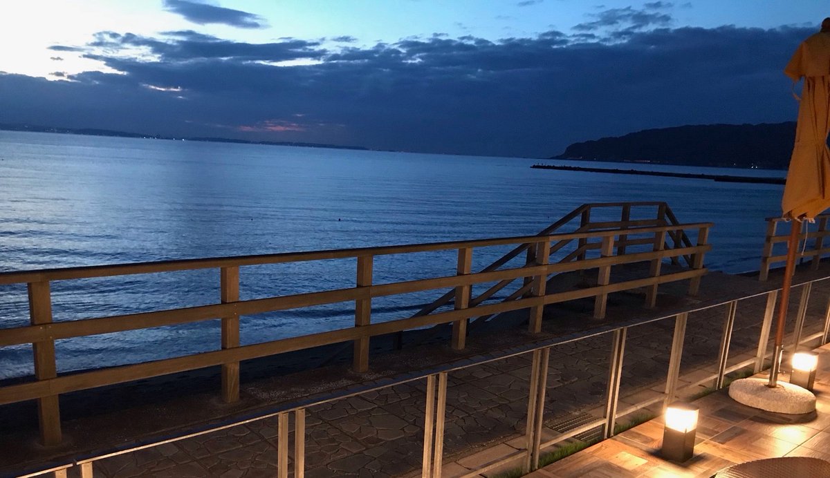 unagi_osushi_'s tweet photo. 『逃げよう』『やめよう』
そんなのは出鱈目

今はそう思えるよ
強くいられる

🎼こだま、ことだま。
#BankBand https://t.co/PjNhupCgeO