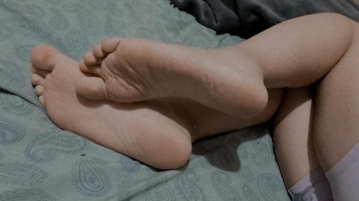 Littlebitchfoxy's tweet photo. que opinas 🦊🍑

#ass #culazo #gdl #swinger #model #emo #onlyfans #feet https://t.co/cIGHqmP16h