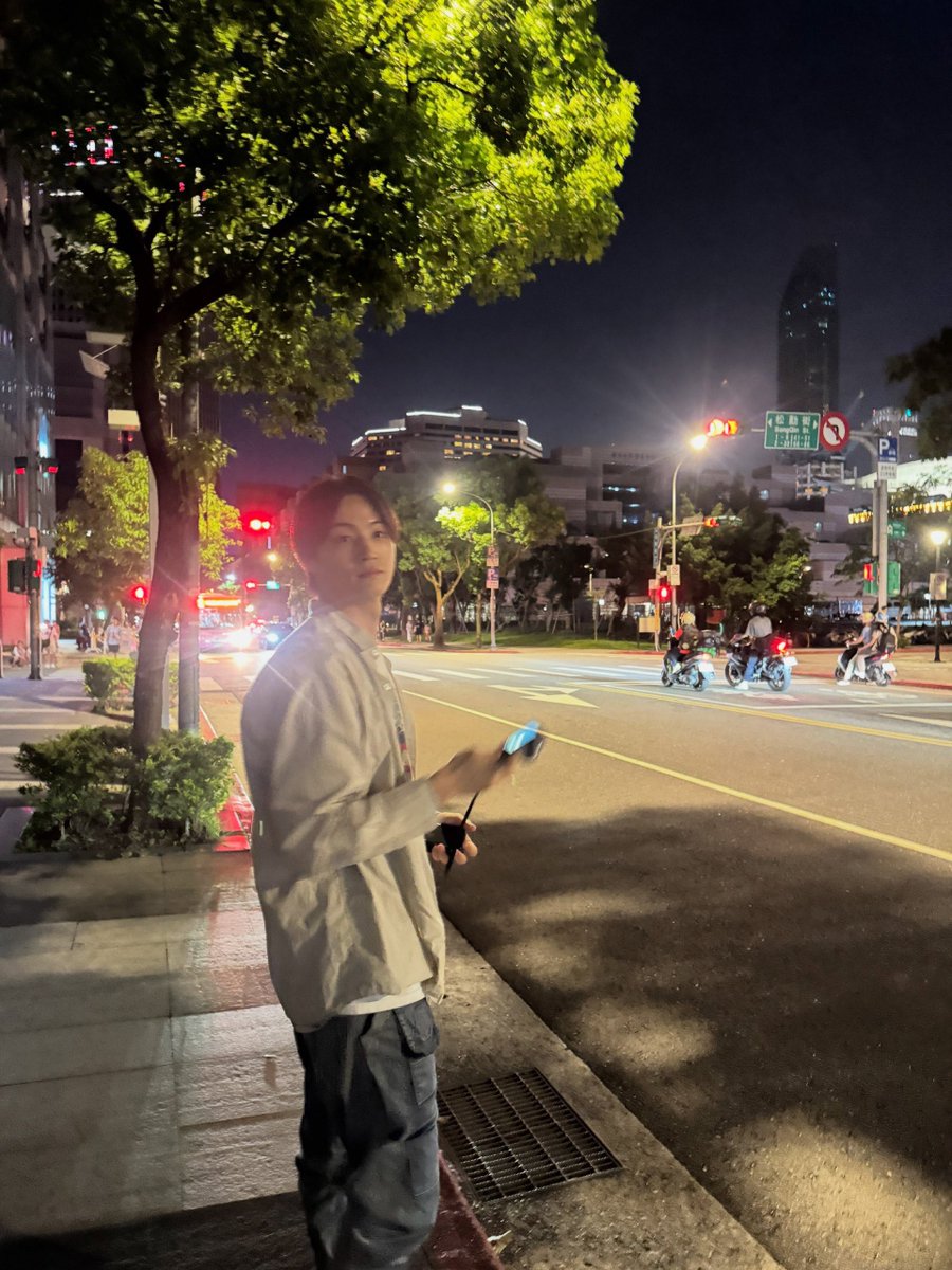 cyjprint's tweet photo. 260804 | INSTAGRAM [https://t.co/80pjYt5h1P] 

#JAYB #제이비 @defjaybkr #GOT7 https://t.co/x8qb3d0pFZ