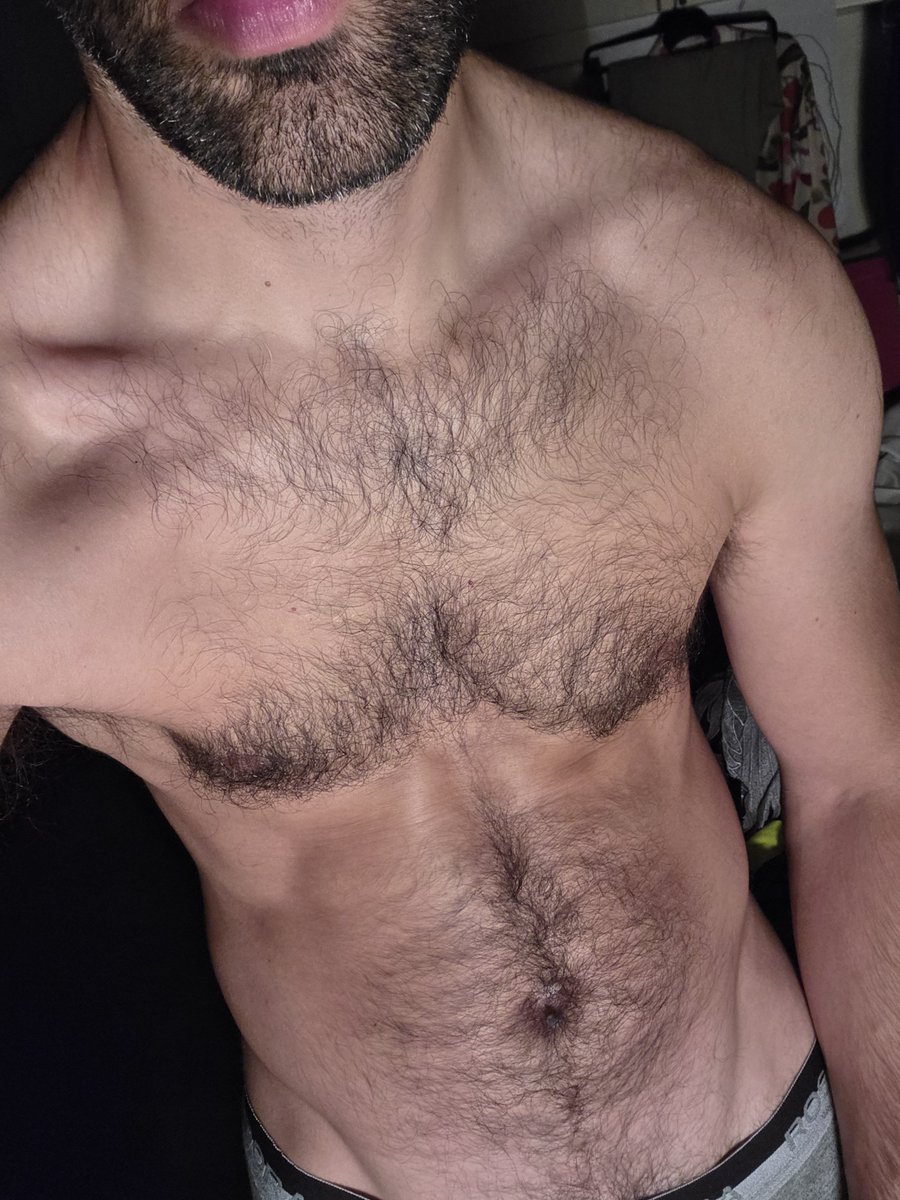 PGallox's tweet photo. Hotty https://t.co/UW9rR3sh9C