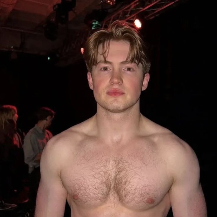 motocandi's tweet photo. Kit Connor for “hearstopper forever”. https://t.co/CBHqMBenh5