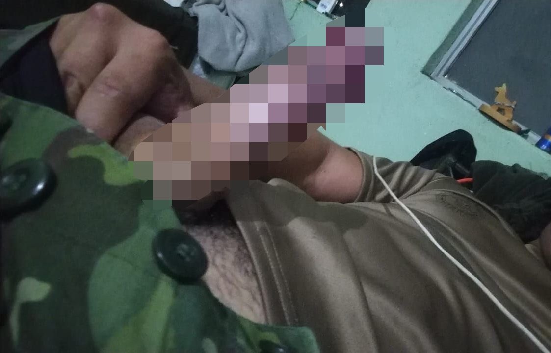 dareckyari's tweet photo. Dispoblies contenidos hot 🔥 de mis bodys 🫡
Ejercito 🪖
Policía 👮‍♂️ 
Marino ⚓️
Guardia de seguridad 💪🏻
Anote a cualquiera de los canales de telegram, buen material y buen precio 🥳🤤
#hot #militar #Ecuador https://t.co/9nvEBiwG9F