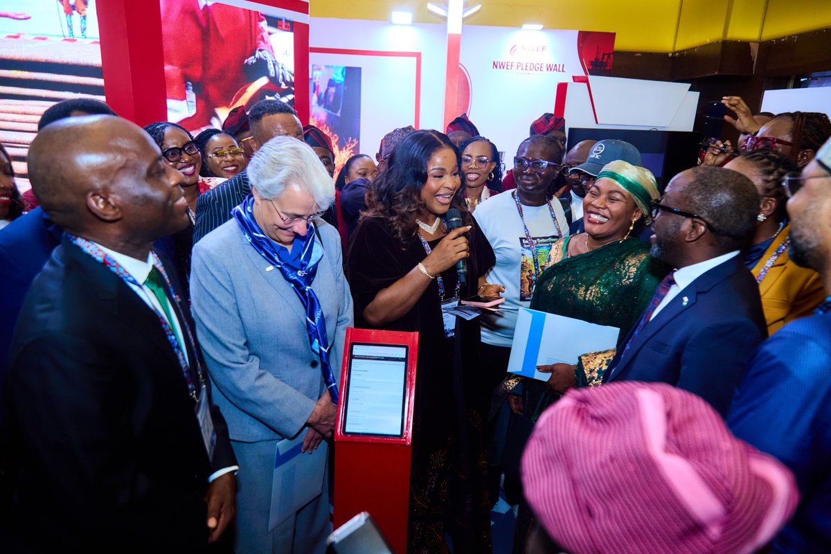 NWEConference's tweet photo. Highlights from NWEF Unveiling!

Our heartfelt gratitude to Hon. Gift Johnbull, SSA to the President on Community Engagement (South-South), for officially unveiling the Nigerian Women Energy Forum.  
And thank you to our Board of Trustees, partners, and guests for showing up https://t.co/gW3SOkhHP4