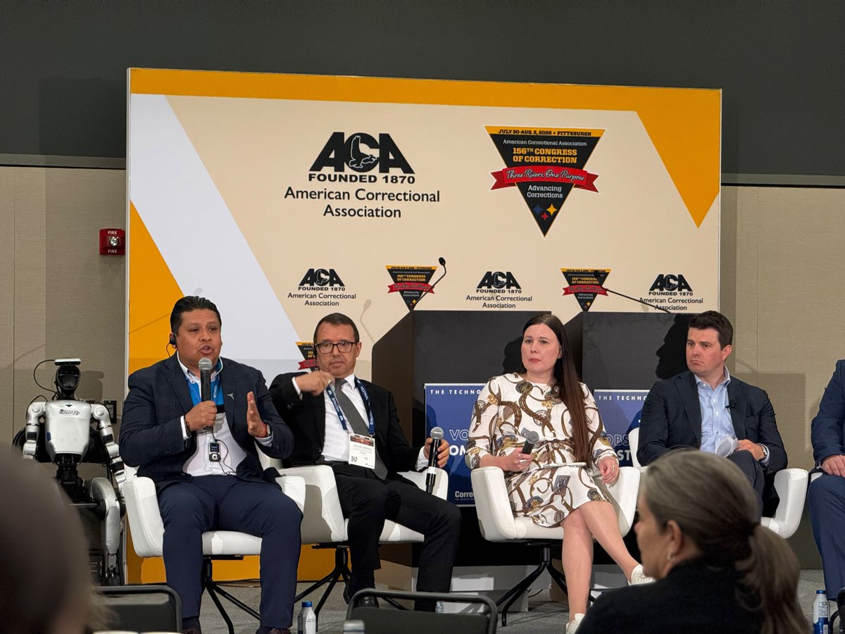 cespq_qro's tweet photo. El Sistema Penitenciario de Querétaro, participó en el foro “The Intelligent Facility: Smart Prison Models from Around the World.” en el marco de la conferencia de verano de la American Correctional Association (@ACAinfo) en la ciudad de Pittsburgh, Pennsylvania.

#Querétaro compartió el modelo de gestión del Gobernador Mauricio Kuri (@makugo), destacando particularmente el eje de tecnología, mostrando ser un ejemplo de prisión inteligente y referente internacional en la materia. 

Durante el foro, participaron líderes de sistemas penitenciarios de Estados Unidos, Marruecos, Finlandia y México, intercambiaron las mejores prácticas de tecnología aplicadas a la gestión penitenciaria y sus resultados. 

#AquíContigo #ACA156