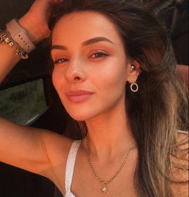 emelkcl's tweet photo. #YeniProfilResmi https://t.co/6Mq5c4g91l