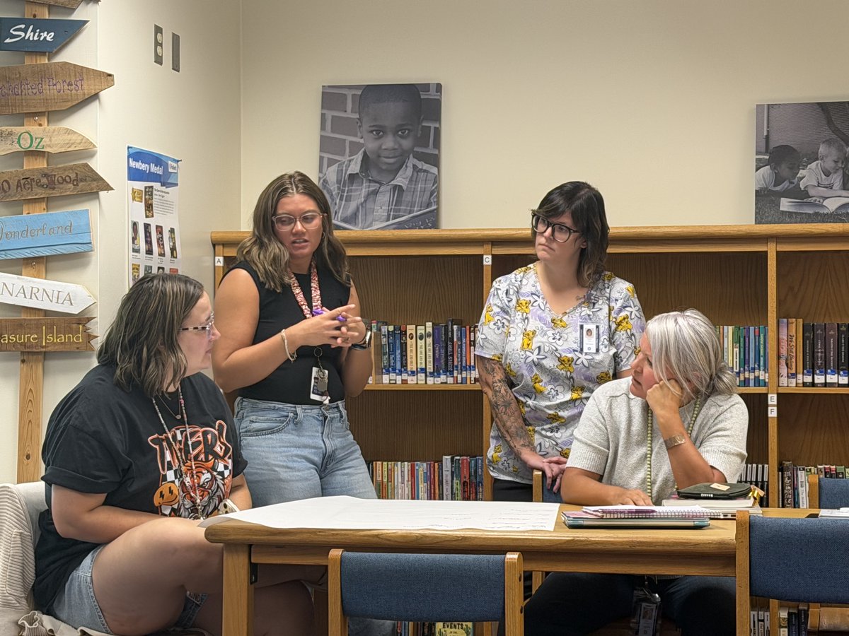 VAtes_tigers's tweet photo. Welcome Back Teachers! 🍎Temperance teachers got right to work this morning to clarify what is non‑negotiable, what strengthens instruction, and what elevates our culture. We are striving to keep everyone aligned on the practices that most impact student learning! https://t.co/G0Olmor3Bk