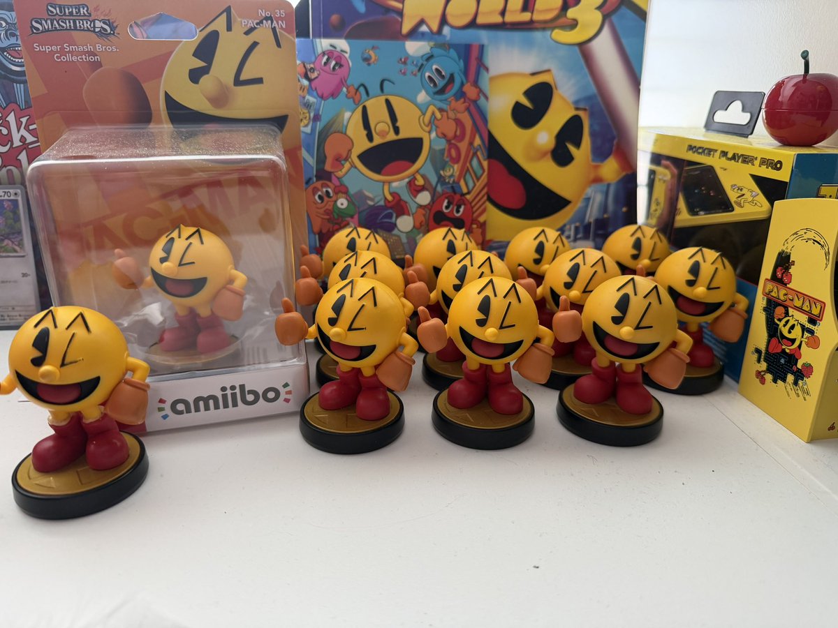 ModifiedPacMan's tweet photo. Fuck my life.
Go my Pac-Men.
#pacman https://t.co/4qLBzVK29x