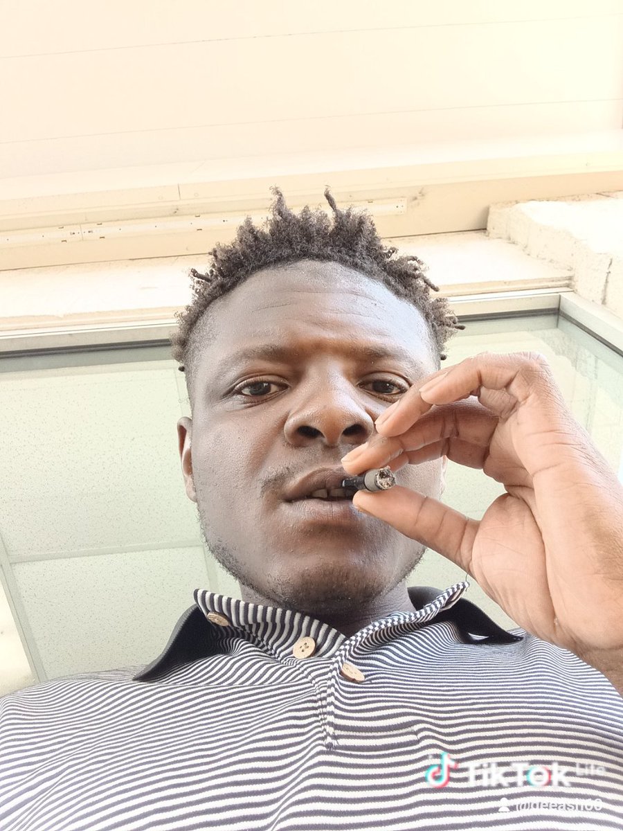 DeeAshgd4l's tweet photo. https://t.co/6mOJIO4dm7