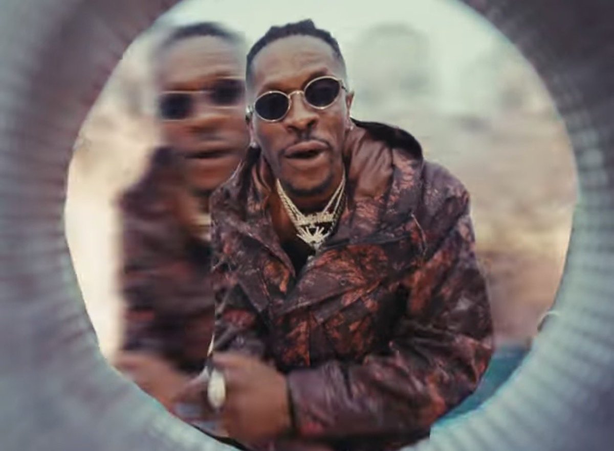 Paq_Wale1's tweet photo. Shatta Wale: No BBF ( Official Video )
Out Now 🚀🚀🚀
Dancehall Landlord 👑👑
https://t.co/9HUr1ziIA0 https://t.co/ESzTzQgzIH