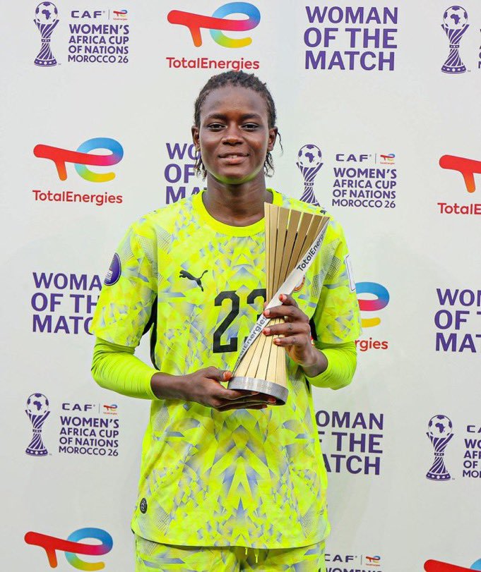 Mrcosmos13's tweet photo. Senegal goalkeeper Adji Ndiaye, 19, was undoubtedly the Player of the Match, producing a string of outstanding saves to earn a clean sheet in her side's goalless draw against Morocco in their final WAFCON Group A clash. https://t.co/69WCHj7CZg