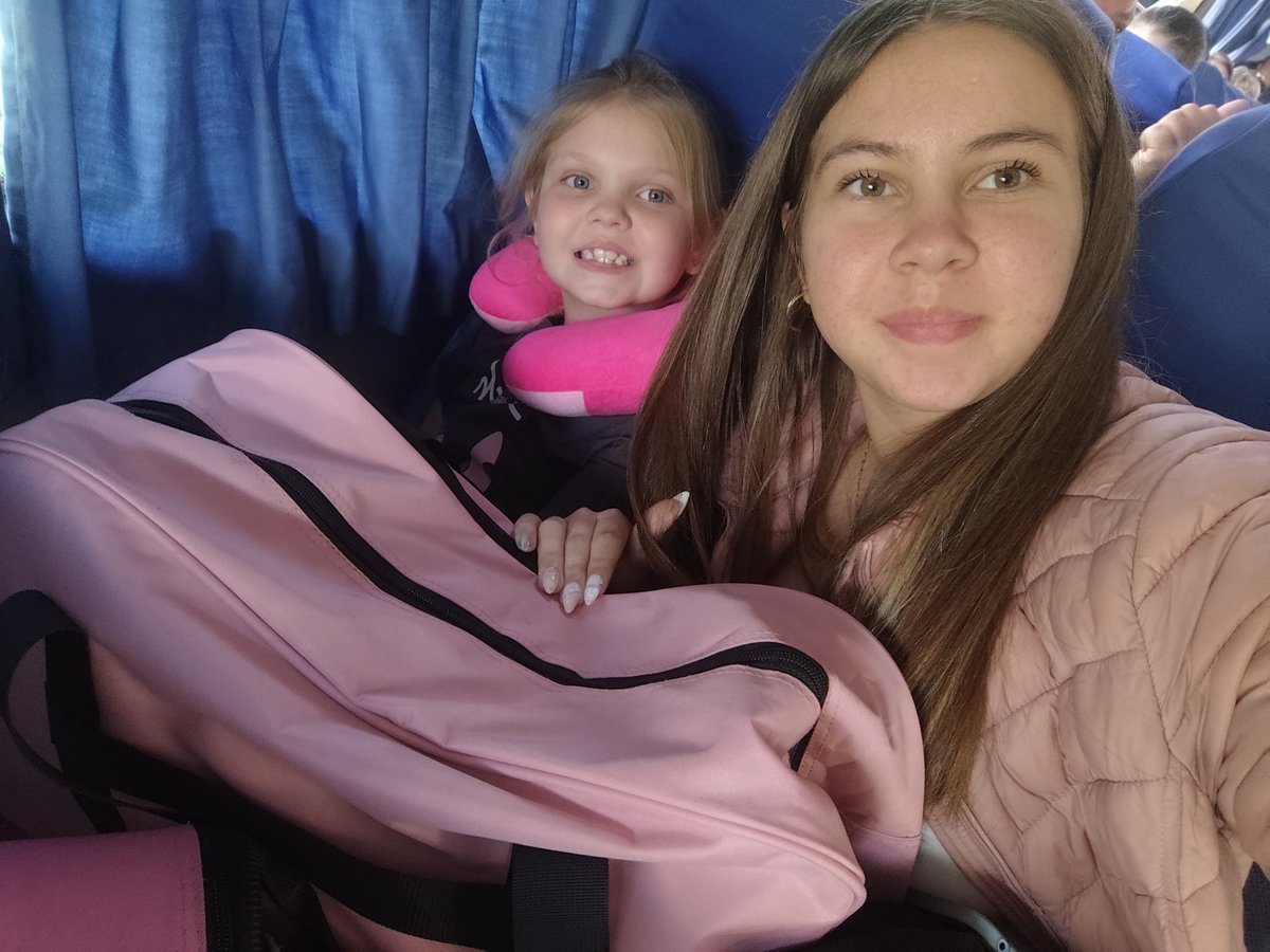 TanyaOosthuizen's tweet photo. 14 July. The first day of our new forever. South Africa to America. Forever grateful. What a beautiful life we have waiting for us https://t.co/wGcjeYCE6Z