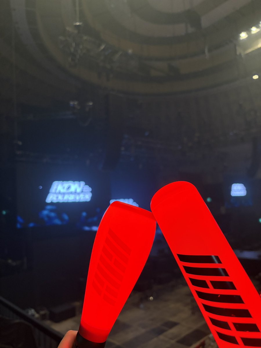 a_aochan26's tweet photo. iKON2Days❤️
今回はほんまに仕事忙しすぎて追えてない中でのLIVEでまじで何するかもわからん状態で行ったんやけどもうほんまに最高すぎて🫠
やっぱりOFFは必要やと思いました😶‍🌫️月の休み0とかほんまにやったらあかんwww
ちゃんと推しは追いかけようと思いました！
ほんとに最高の時間をありがとう🩵 https://t.co/ruoI96R7Bs