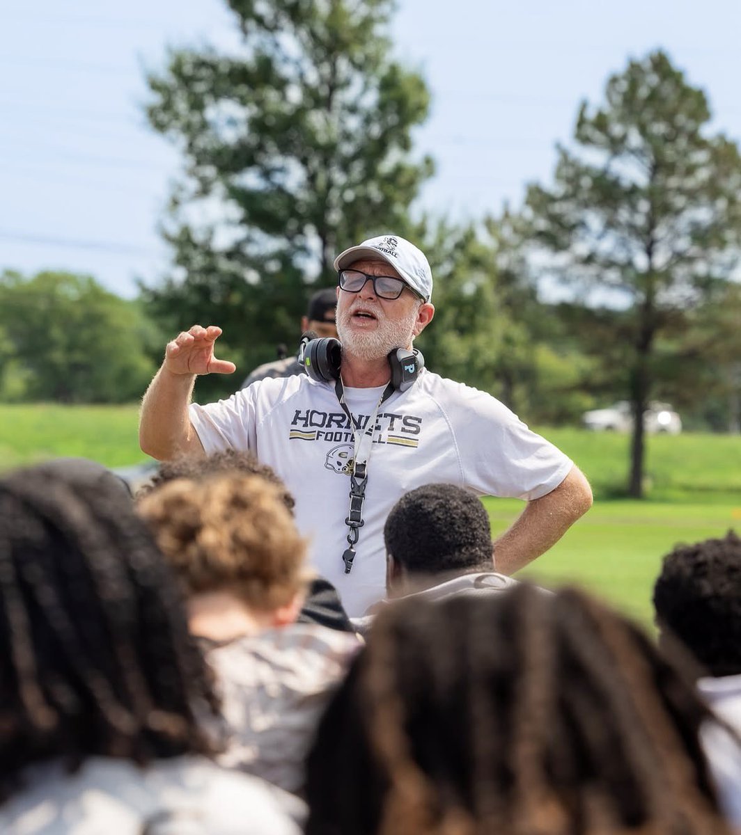 esuhornetsfb tweet picture