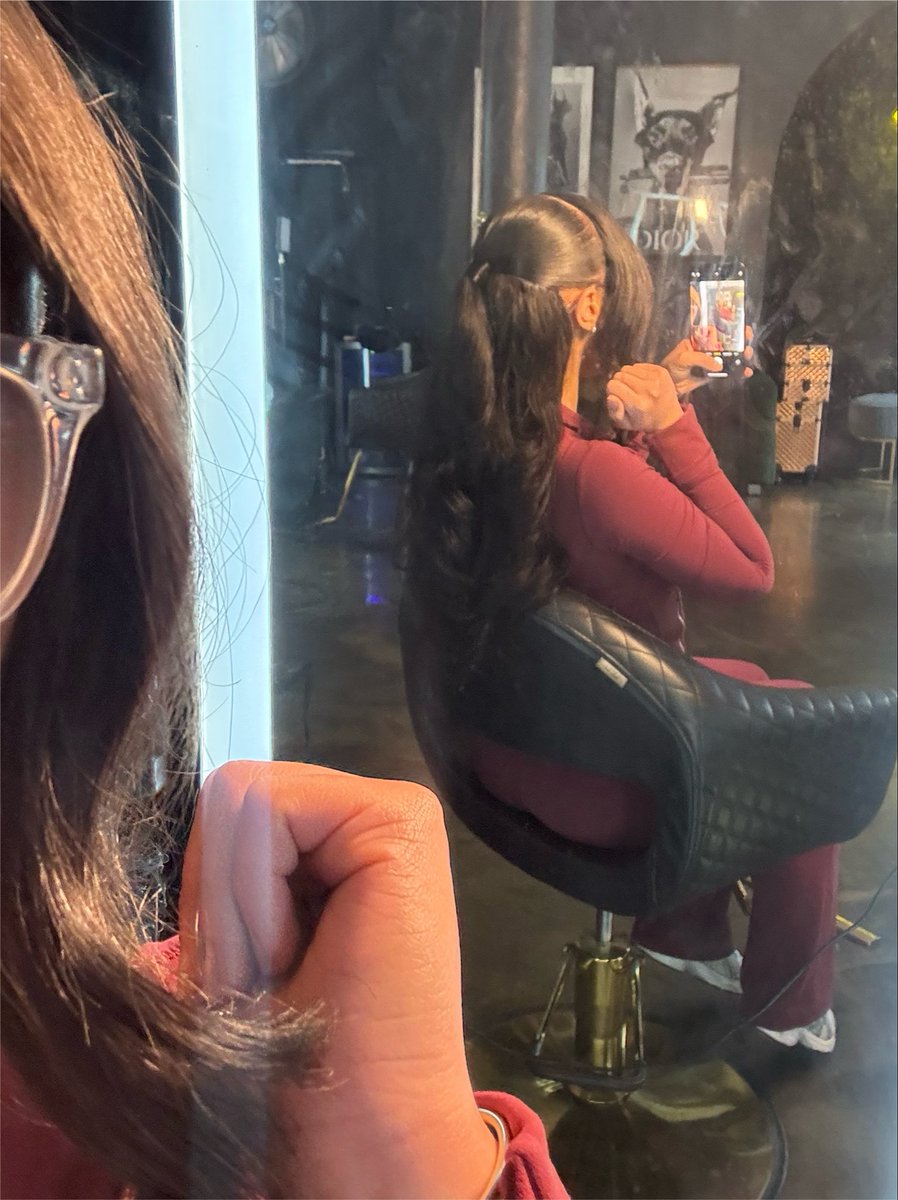 hobifey's tweet photo. hair officially done for #FOXBORA IM READYYYYYYYYYY https://t.co/VHAoReiVnI