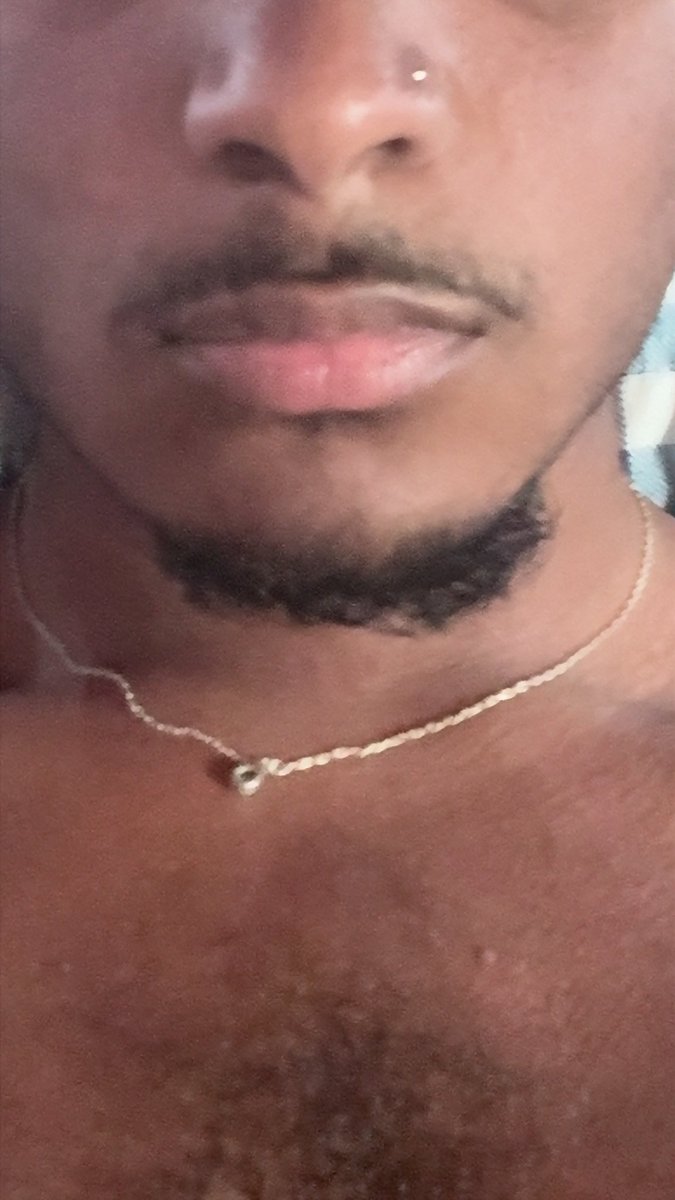 Prettyboi_Honor's tweet photo. Heyyy
Im honor
College student 
18
Vers
Single
Im just here to make a lil extra spending money.
Always down to make new friends!! Hmu cuties:) https://t.co/6QWyX8DMAi
