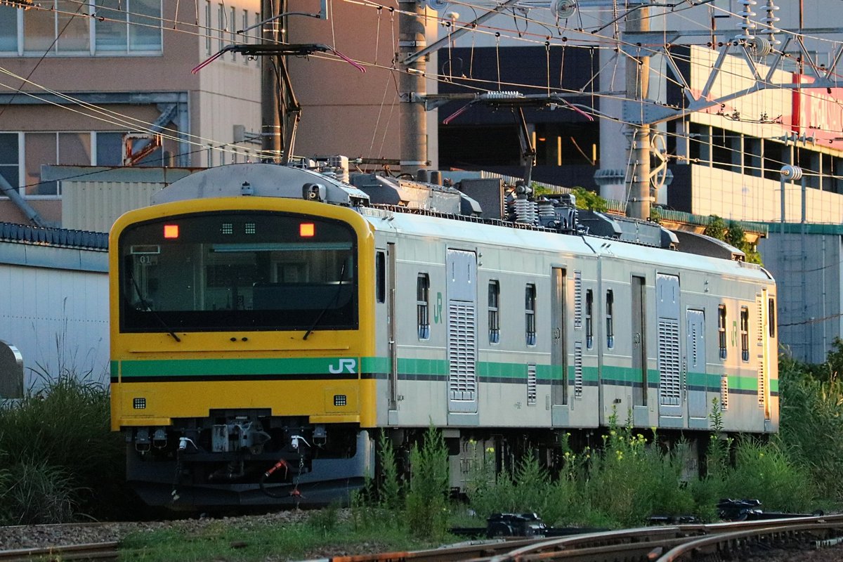 mvUxxb96sFfHQK3's tweet photo. 回9823M E493系01編成
新潟エリアでの方向転回運用を経て戻って来ました。 https://t.co/0kufC9rDdh