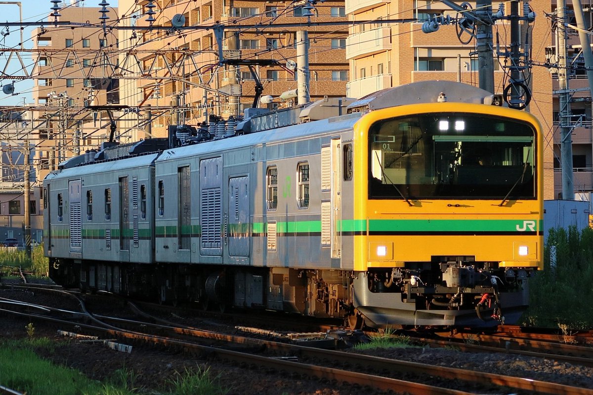 mvUxxb96sFfHQK3's tweet photo. 回9823M E493系01編成
新潟エリアでの方向転回運用を経て戻って来ました。 https://t.co/0kufC9rDdh
