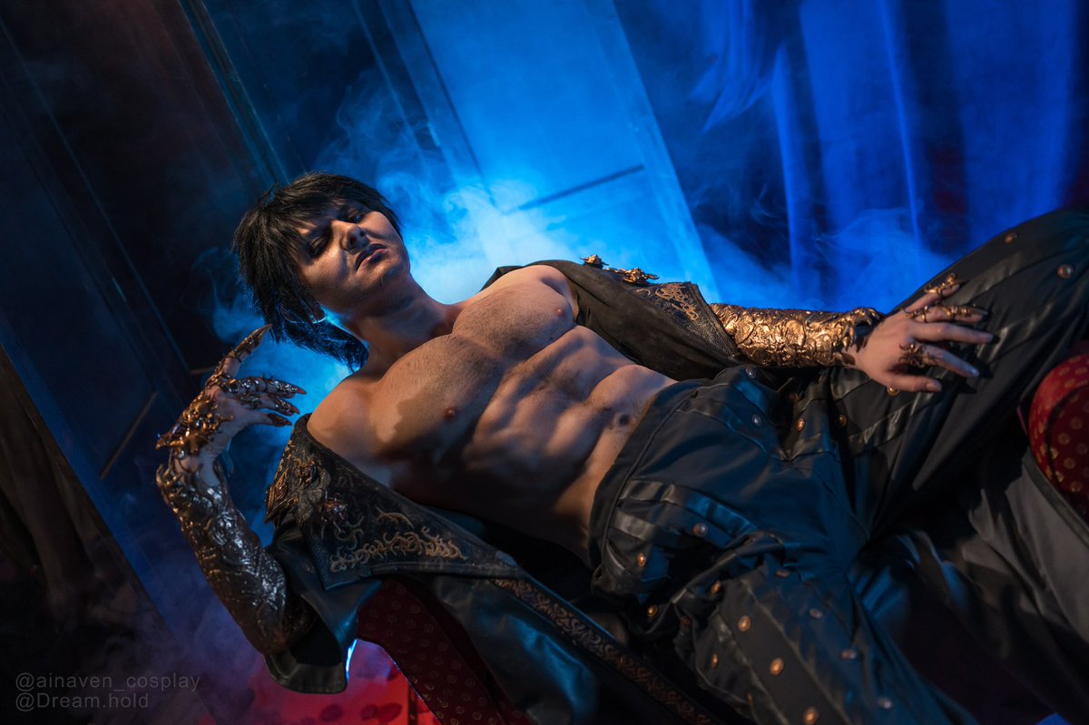 AivenElf's tweet photo. DAY 6: TORTURE / PLEASURE
I fell a little behind schedule because of work, but I’ll catch up.
#gortash #gortashweek #gortashweek2026 #gortashcosplay #bg3 #baldursgate3 https://t.co/IyCD1qh0Gi