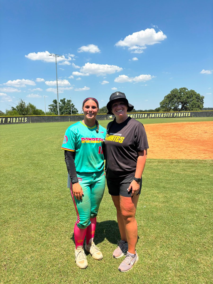 txbomberslopez's tweet photo. 2029 #11 Catherine Van Nordheim is making the most of every opportunity! 

Thank you to the Southwestern coaching staff for an awesome camp and the chance to showcase her game. 
Cat continues to work, grow, and push toward the next level!

Keep chasing greatness, Cat! https://t.co/GDY7ZuuHJl