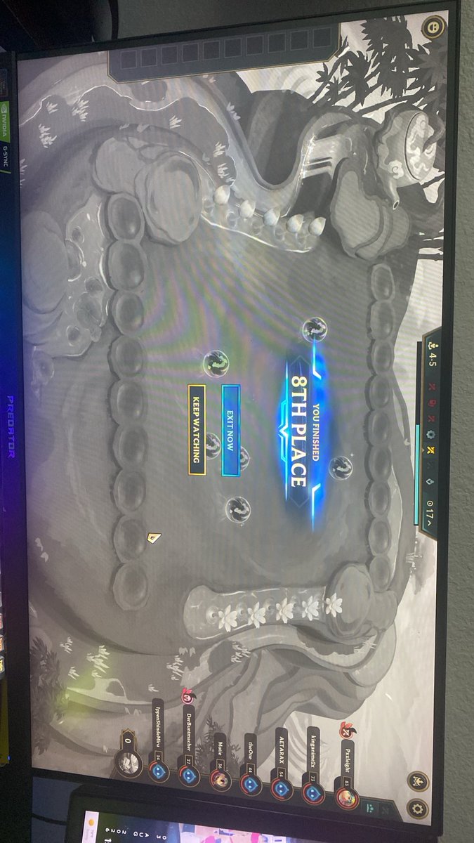 CasperDesean's tweet photo. @TFT @riotgames THE PBE KEEPS CRASHING MY PC and when I finally do load in I can’t even pick any augments or pick up any orbs, after I finish a round my chibi stays on the enemy board and when I try to click the return button nothing happens…. Am I the only one ?? #TFTset18 https://t.co/QV3RufQDl8
