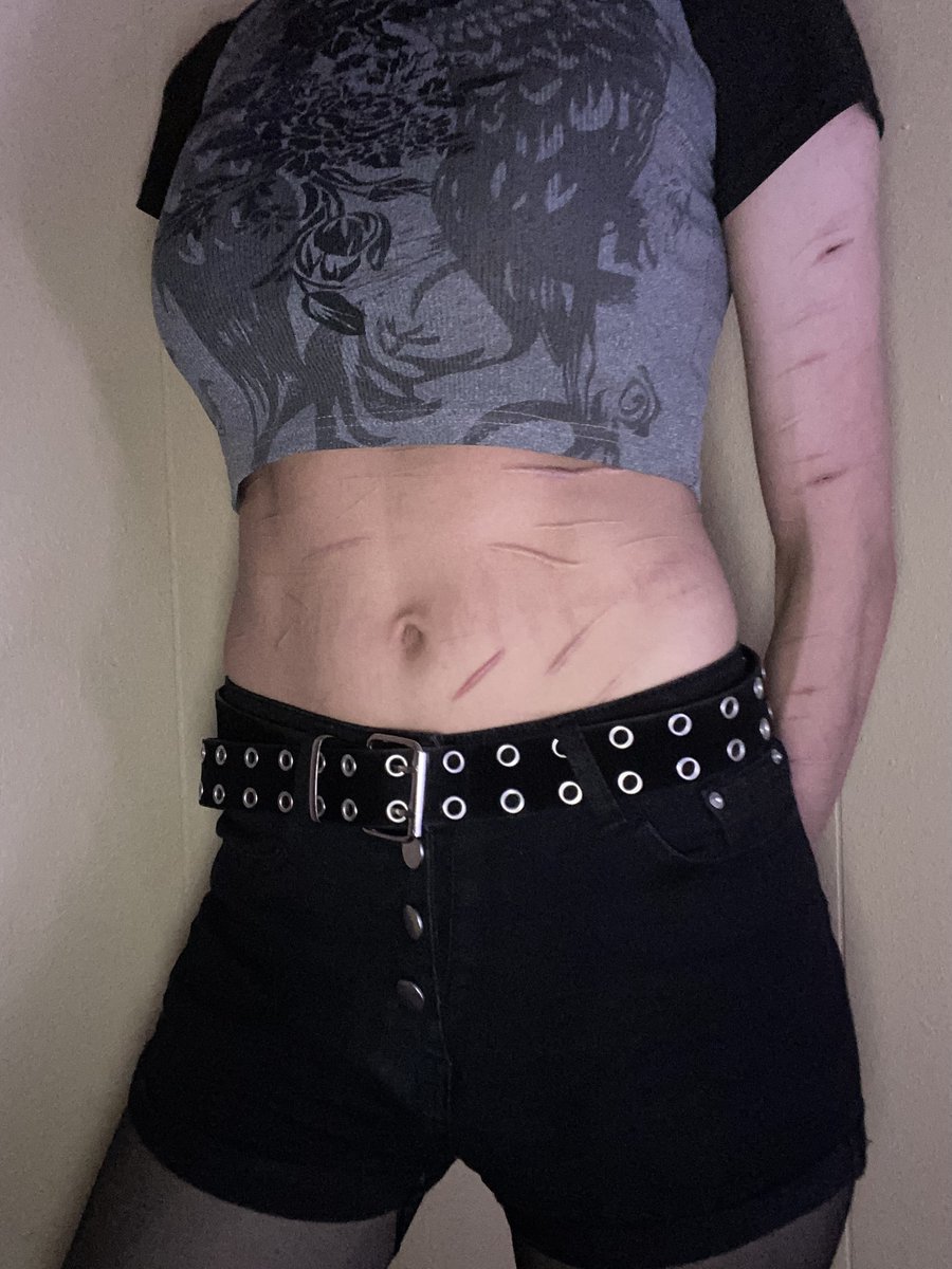 slendergagslut's tweet photo. Do you like my outfit? https://t.co/0u5ki2i6Pd